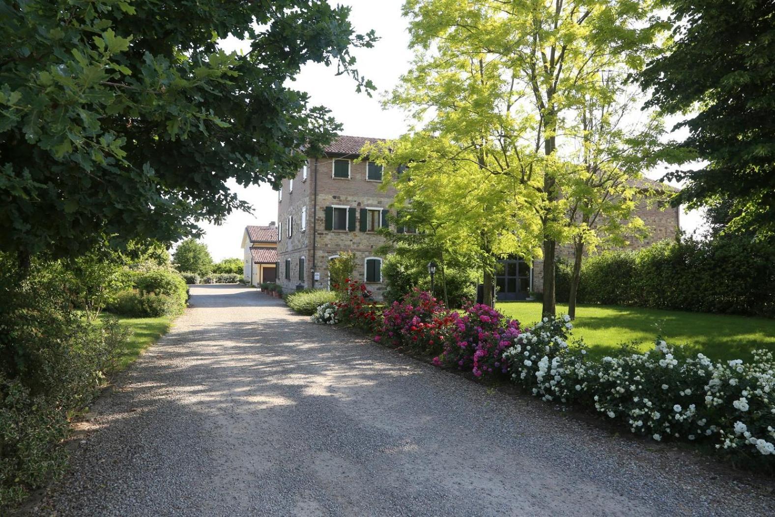 Agriturismo Il Brugnolo Villa Scandiano Exterior photo